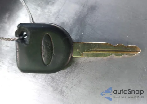 2014 Ford F-150 Xl z USA, uszkodzony, nr VIN 1FTMF1CM3EKD68639